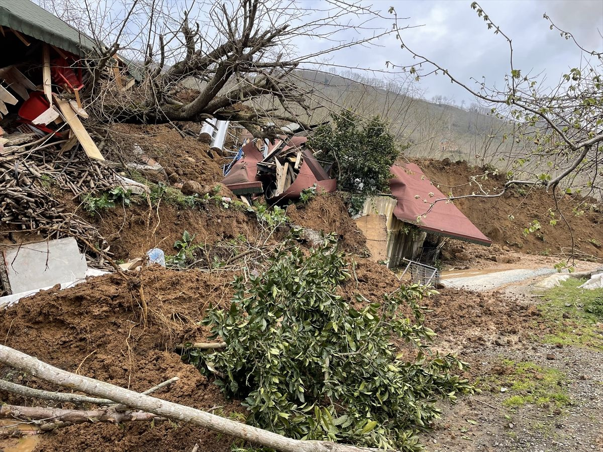 Ordu'da her şey 10 dakika içinde oldu! Dünyası başına yıkıldı gözyaşlarına boğuldu: Yapacak bir şeyim yok