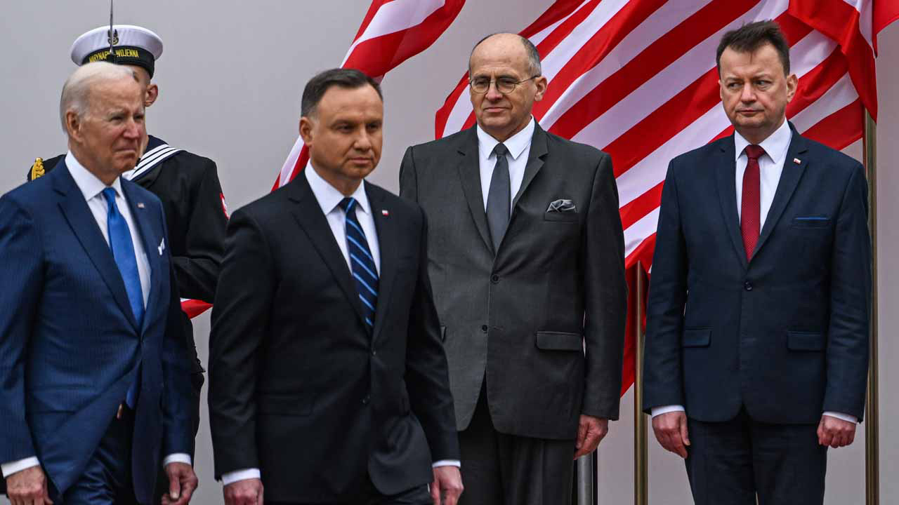 ABD Başkanı Biden, Ukraynalı bakanlarla Polonya’da görüştü