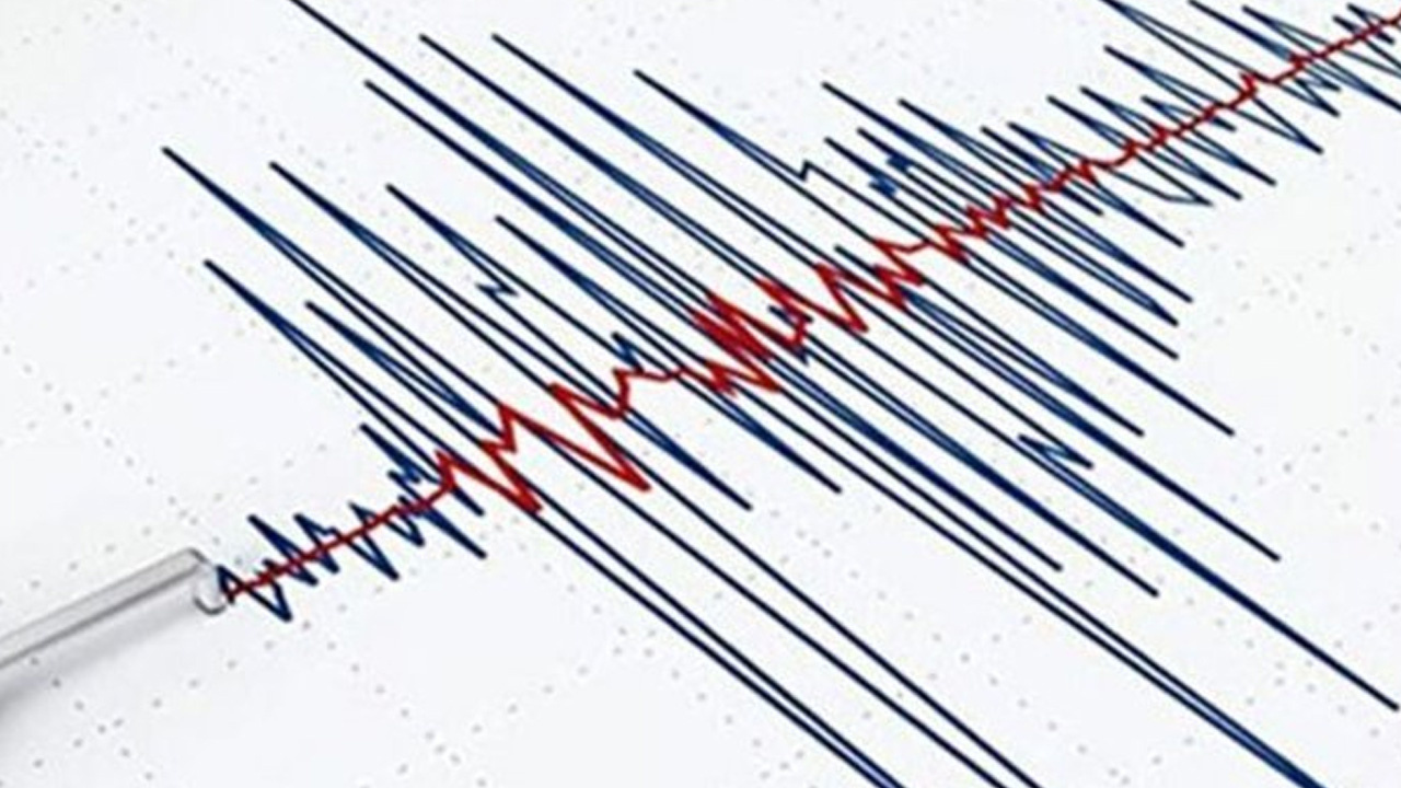 Erzincan ve Akdeniz'de peş peşe depremler!