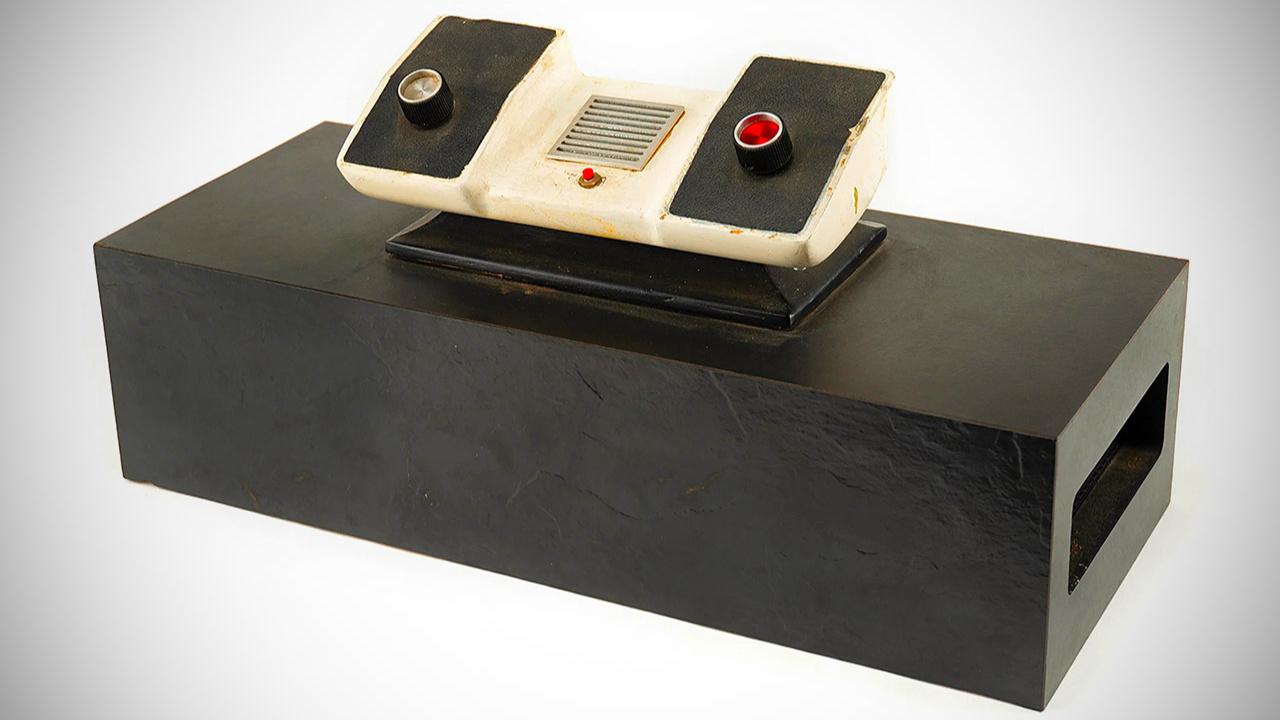 Atari'nin el yapımı ahşap konsolu dudak uçuklatan fiyata satıldı