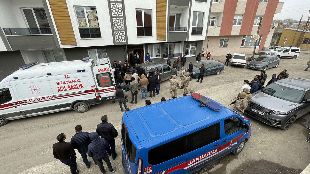 Erzurum'da kan donduran olay! Bir kişi eşini öldürüp intihar etti