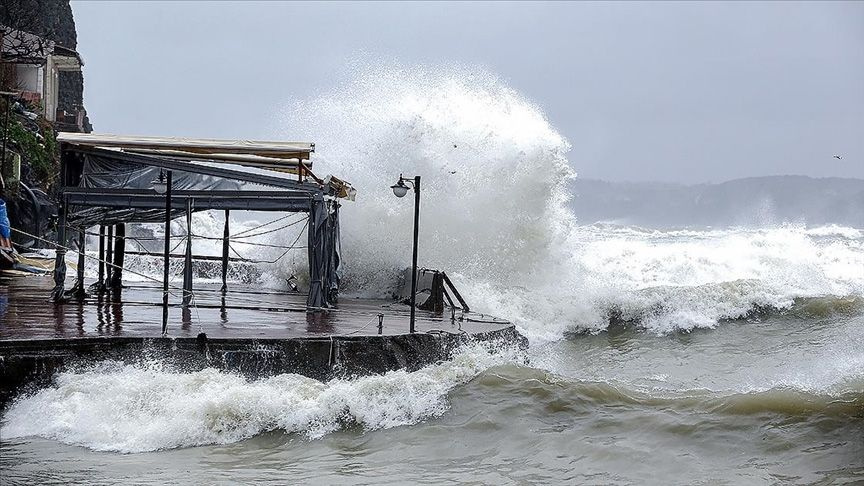 Meteoroloji ve AKOM'dan peş peşe uyarı! Aman dikkat çok kuvvetli olacak