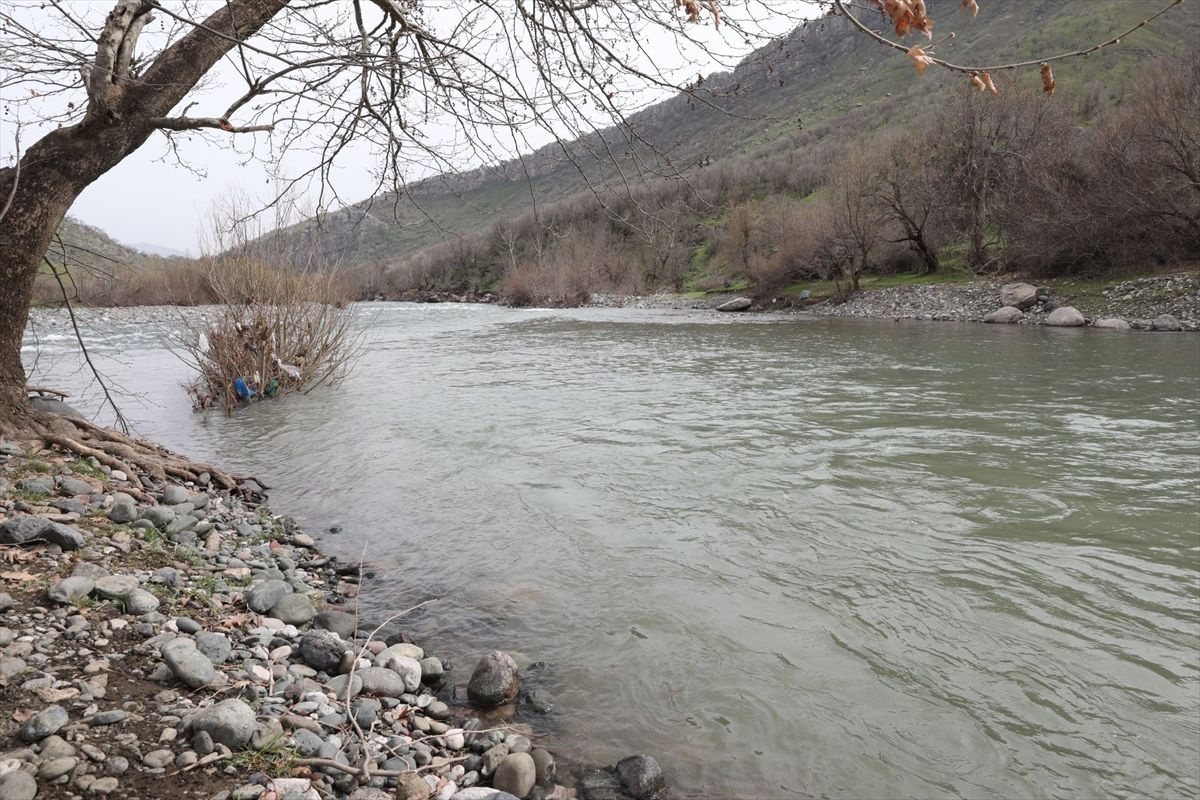 Hakkari'de çaya düşen asteğmenin cansız bedeni bulundu