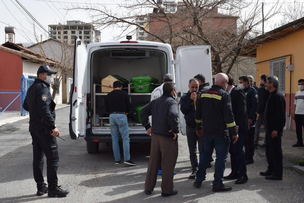 Malatya'da pencereden bakan enişte hayatının şokunu yaşadı! Odalara giren ekipler şaştı kaldı