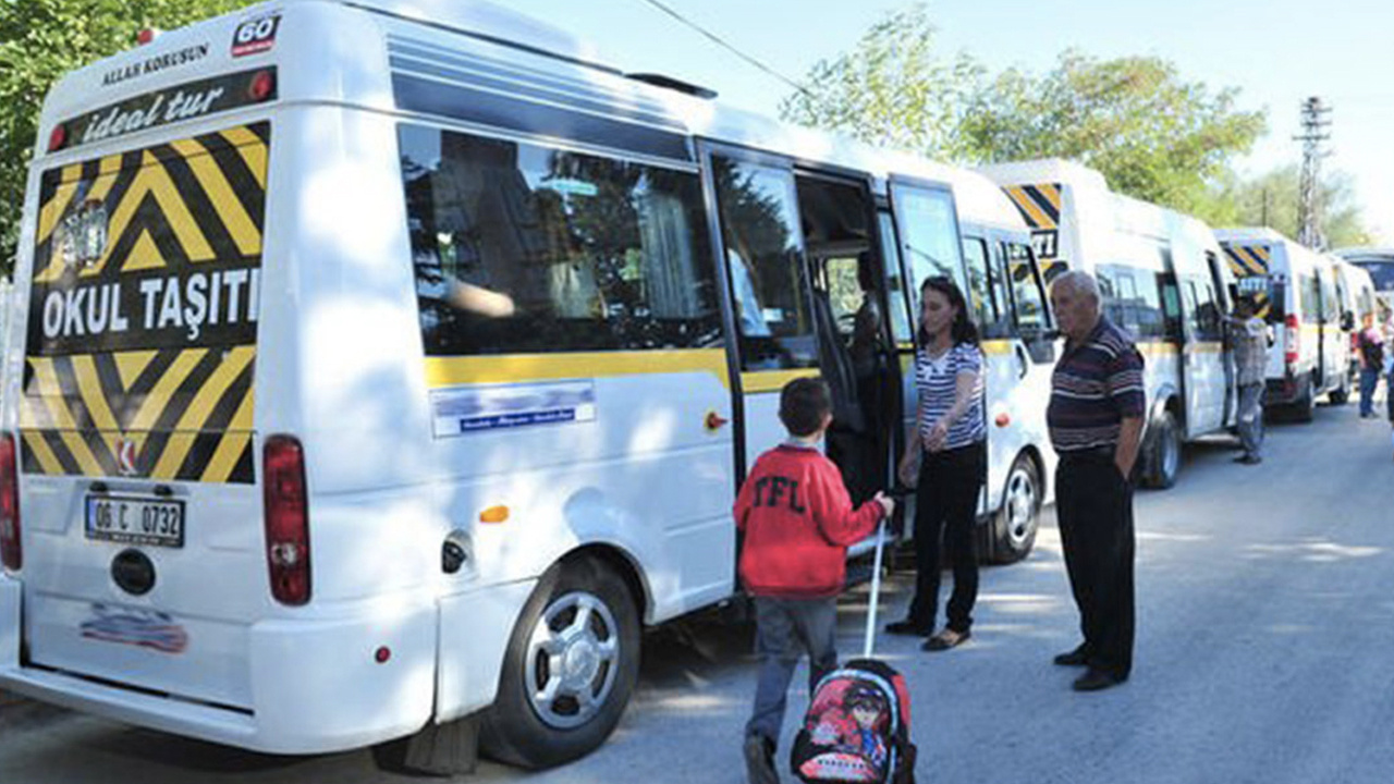 Okul servisleri tarifesi zamlandı kilometre başı güncel servis ücretleri