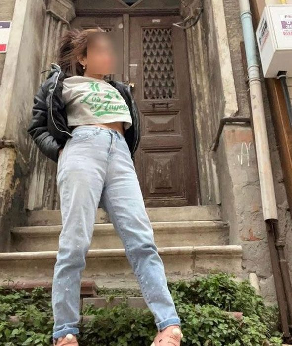 Rus turist Fatih'te yarı çıplak bulundu vatandaşlar görünce şoke oldu: Biri bana tecavüz etti!