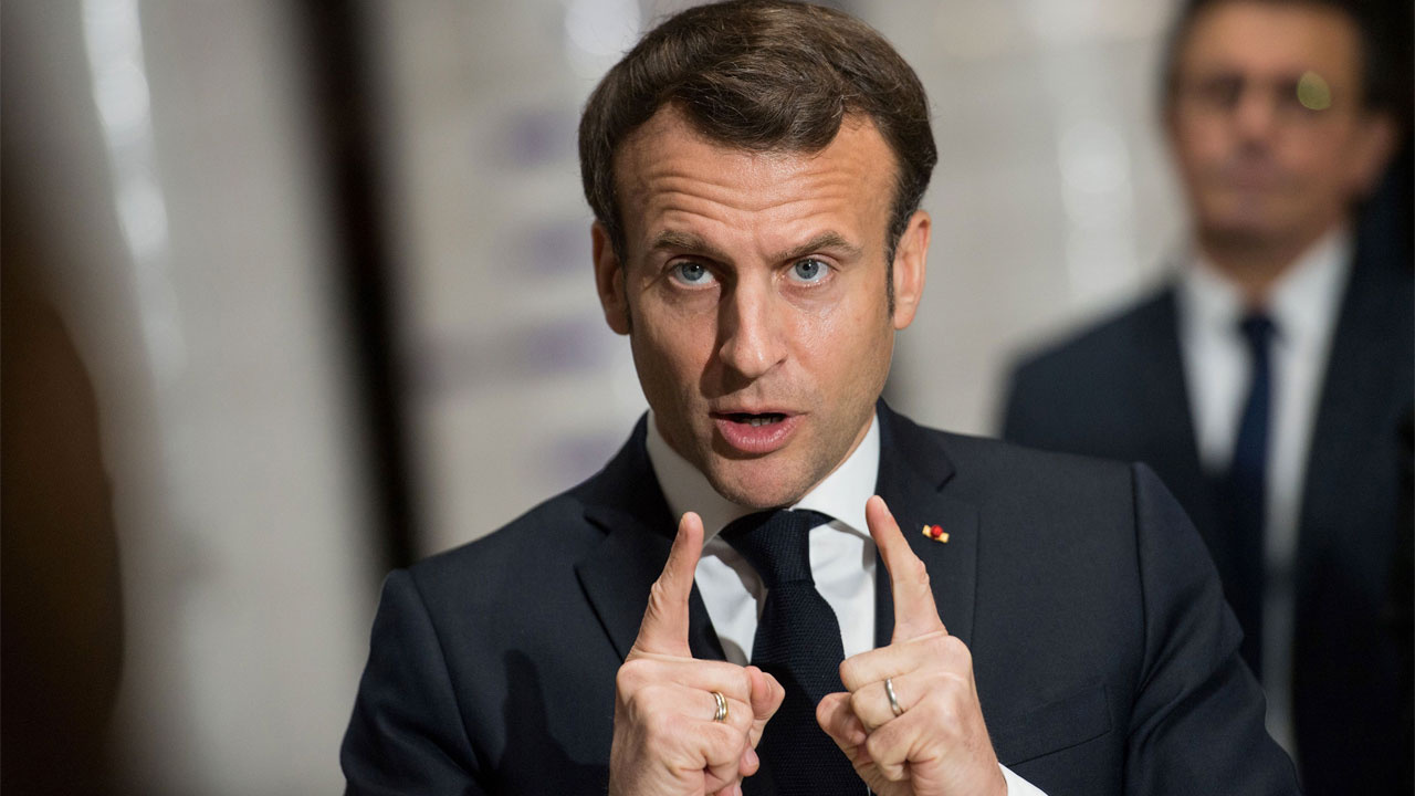 Macron seçimler için Fransız halkını savaş ile korkuttu