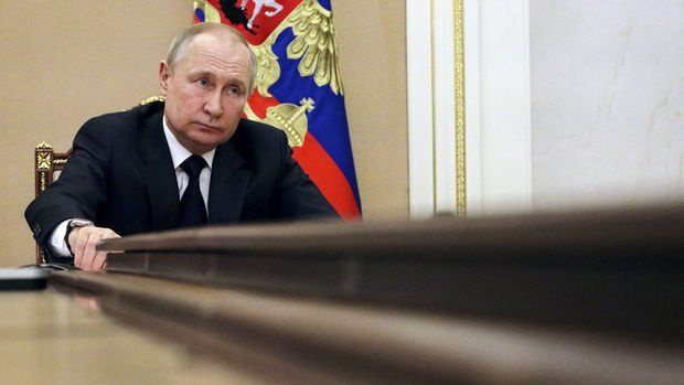 Altın tuvaleti 20 lüks aracı var deniyordu! Kremlin açıkladı: İşte Putin'in geliri ve mal varlığı...