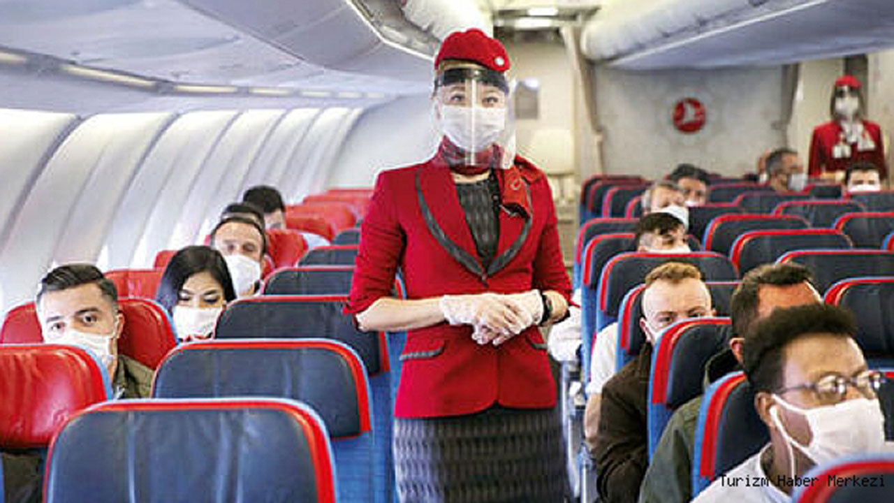 THY'den 'uçakta maske yasağı' açıklaması! Havaalanında da takılmasın