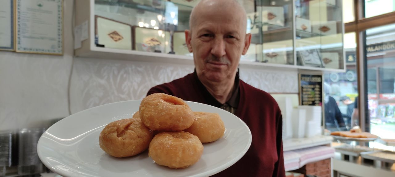 Bursa'da bu tatlı sadece Ramazan ayında çıkıyor kilosu 90 lira tarifi sır