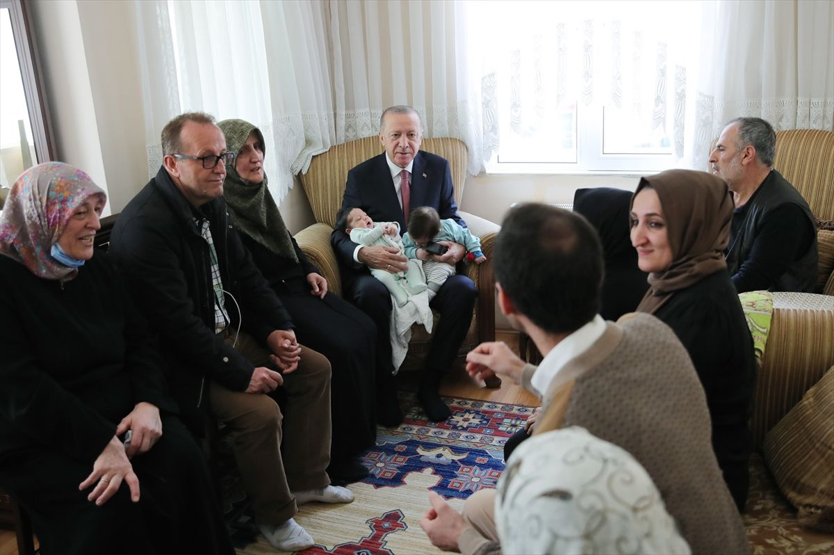 Cumhurbaşkanı Recep Tayyip Erdoğan taziye ziyaretinde bulundu