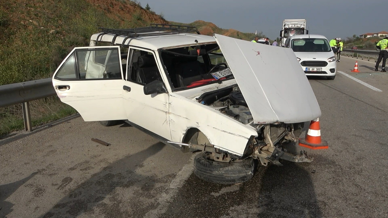 Kırıkkale'de feci kaza! Camdan fırlayan sürücü hayatını kaybetti