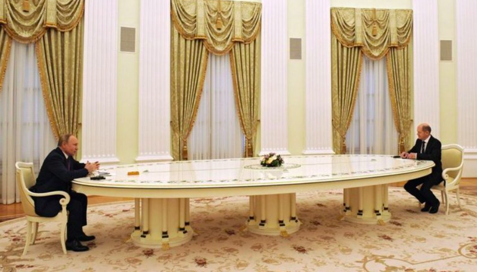 Putin'in gündem olan masası yine ortaya çıktı! Fiyatı belli oldu