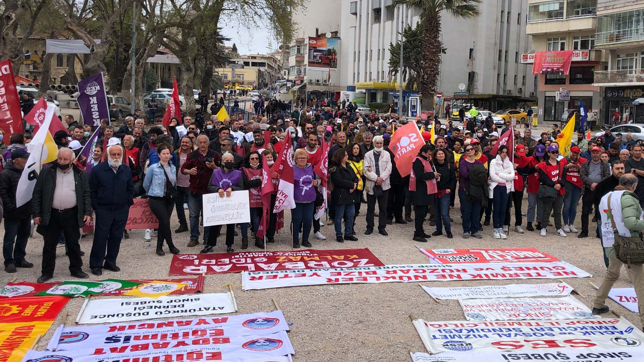 Gezi Parkı sloganları 1 Mayıs'ı karıştırdı Türk-İş kortejden ayrıydı