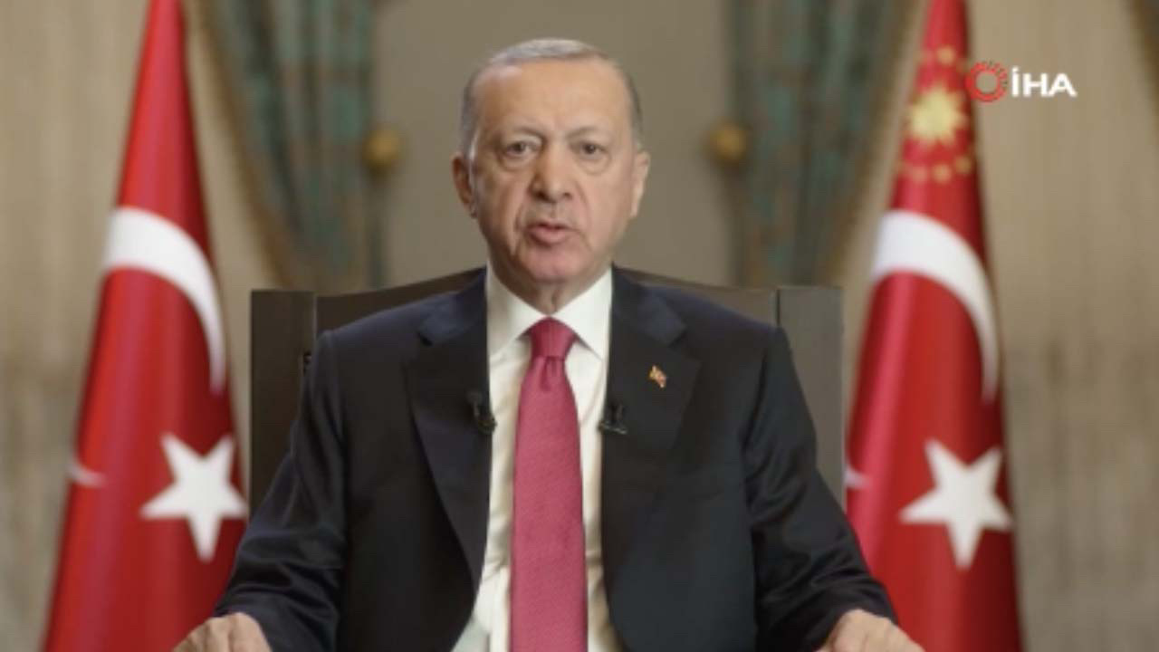 Cumhurbaşkanı Erdoğan'dan bayram mesajında ekonomi ve provokasyon vurguları