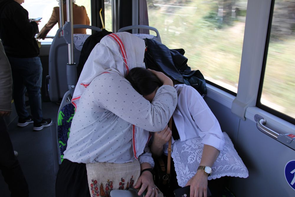 Otobüslerde anne rüzgarı esti! İçini gören yolcular hem şaşırdı hem duygulandı