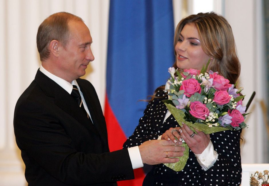 Rusya lideri Putin'in gizli aşkı Alina Kabaeva'ya AB'den yaptırım! ABD çekiniyor