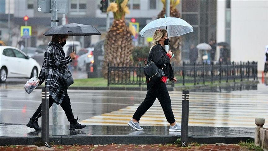 Bitti diye sevinmeyin fena yağmur ve kar geliyor! Meteoroloji 9 ilde alarm verdi: İstanbul Ankara İzmir Van