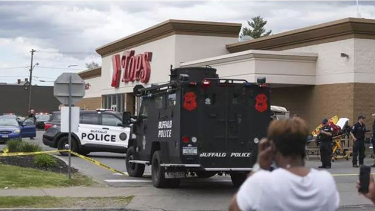 ABD'de süpermarkette dehşet! 18 yaşındaki 'zırhlı' katil tamamı siyahi 10 kişiyi öldürdü