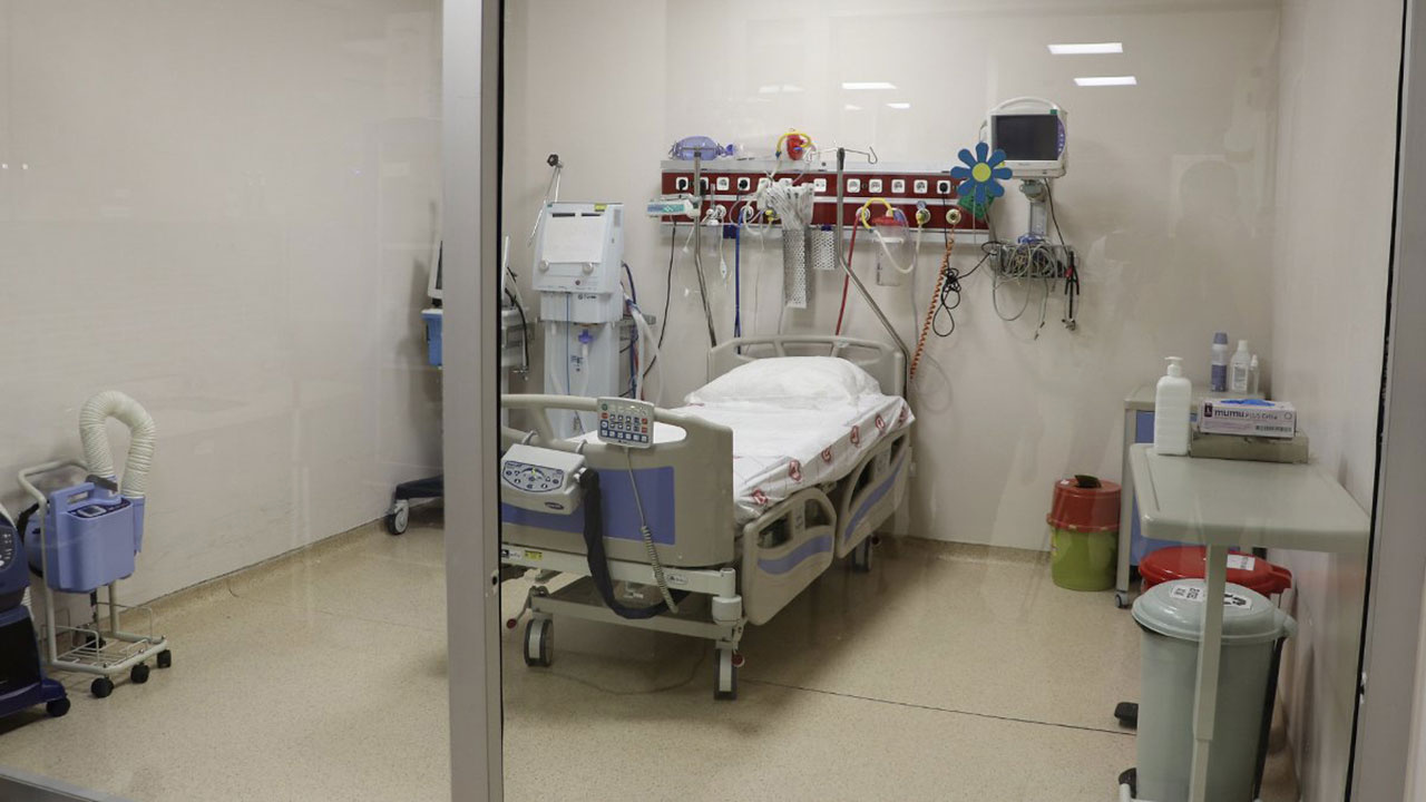 Koronavirüste son durum! Türkiye'nin ilk pandemi hastanesi kapatıldı Sağlık Bakanı Koca açıkladı