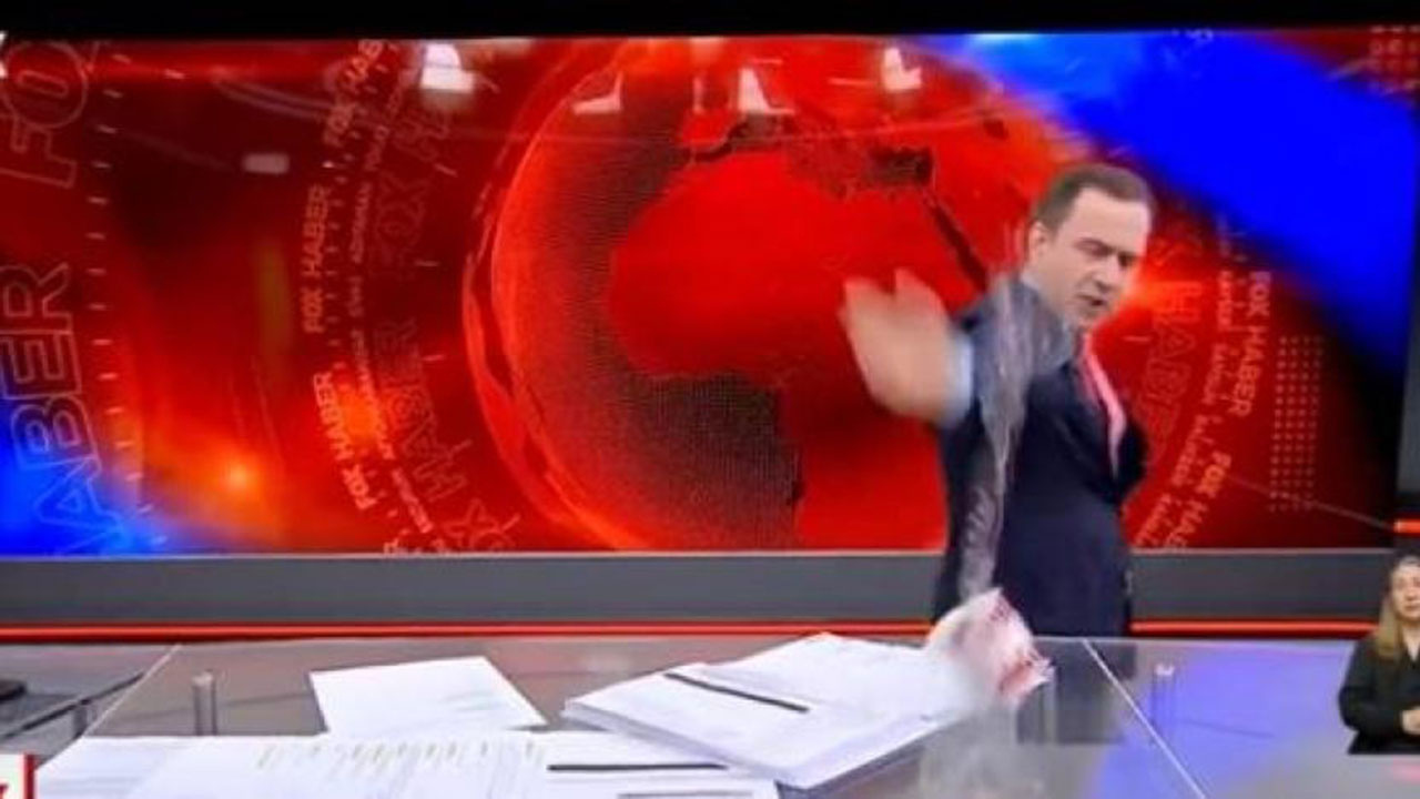 RTÜK'ten FOX TV'ye Selçuk Tepeli cezası! Canlı yayında bardak fırlatmıştı