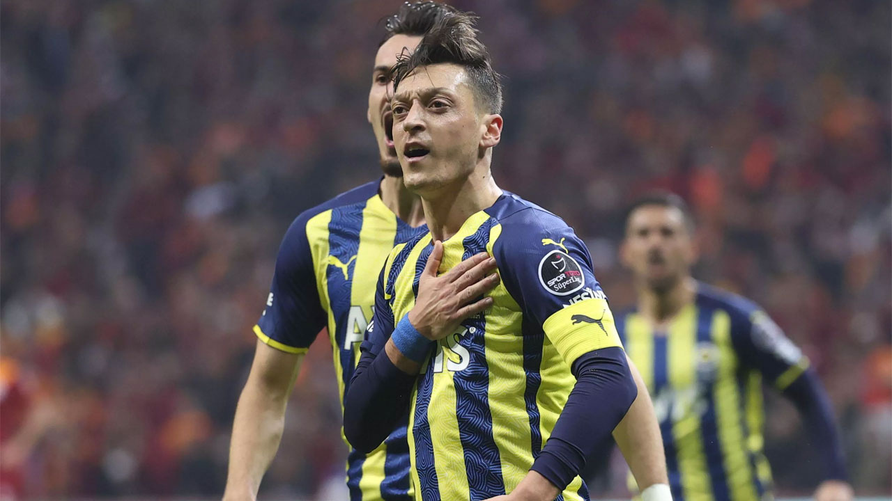 Mesut Özil'den Fenerbahçe kararı! 'Çok net ve kesindir' diyerek duyurdu