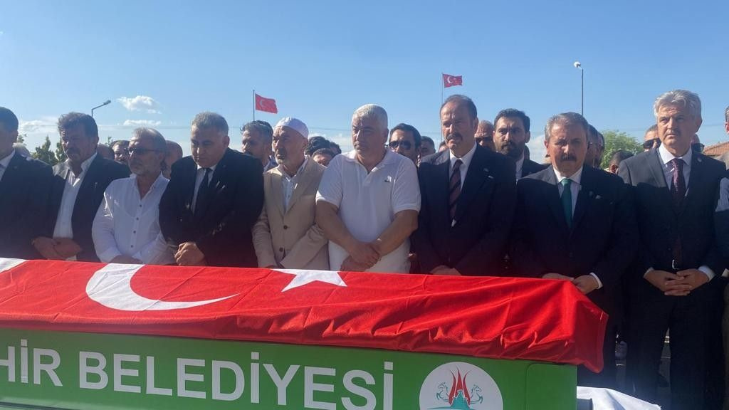 Abdullah Çatlı'nın annesi toprağa verildi