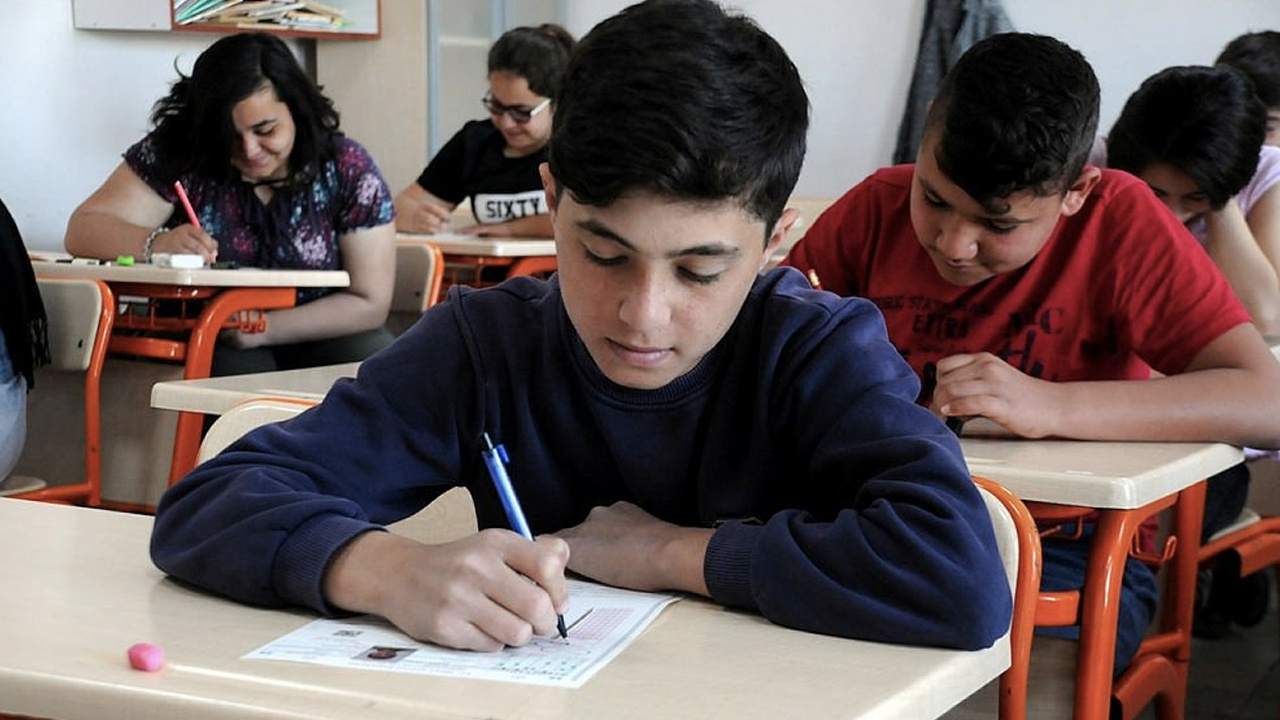 İmam Hatip Lisesi taban puanları 2022 İstanbul-Ankara-Bursa en düşük puanlar