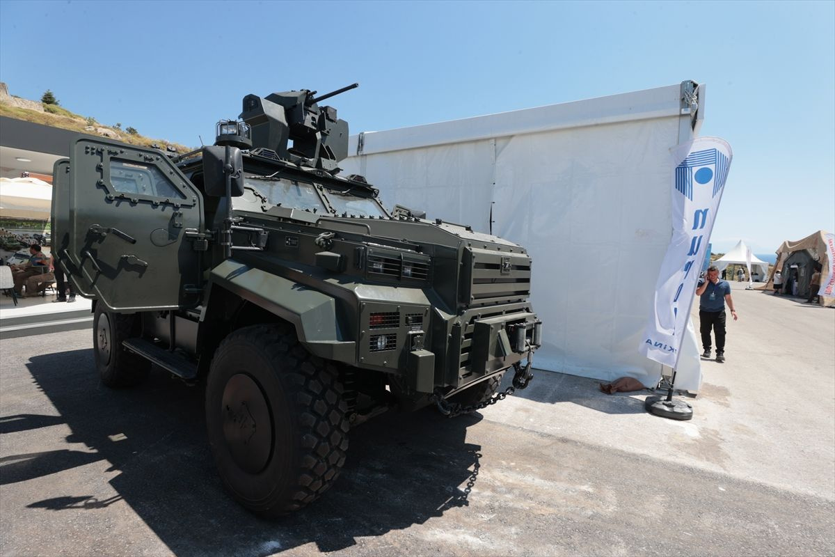 Türk zırhlısı Yörük 4x4 üç ülkede kullanılmaya başlanacak