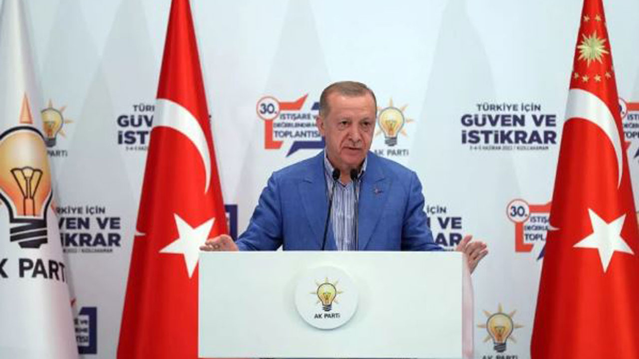 Cumhurbaşkanı Erdoğan'dan dikkat çeken sözler: Sıkıntının farkındayız, inkar edecek değiliz, çözeceğiz