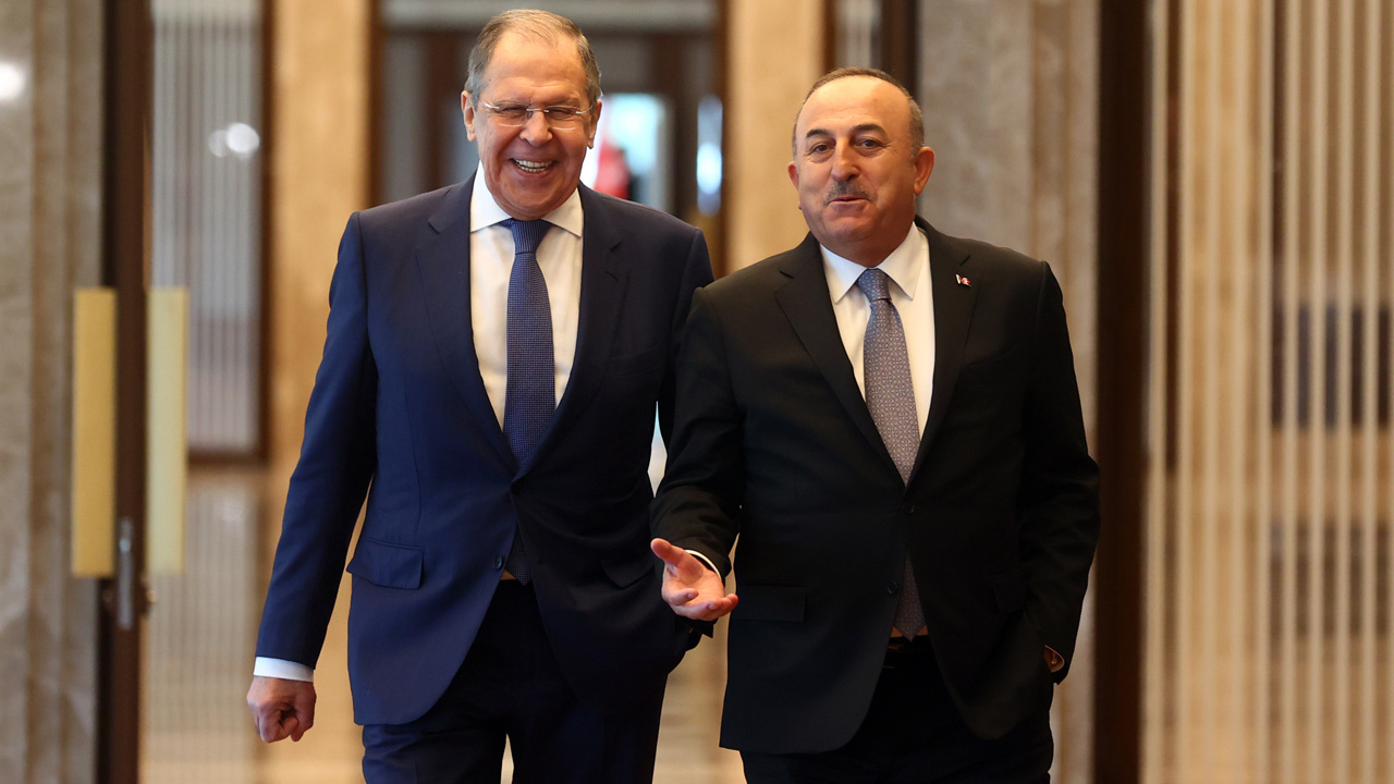 Dışişleri Bakanı Mevlüt Çavuşoğlu ile Rusya Dışişleri Bakanı Lavrov anlaştı: Tahıl koridoru açılıyor