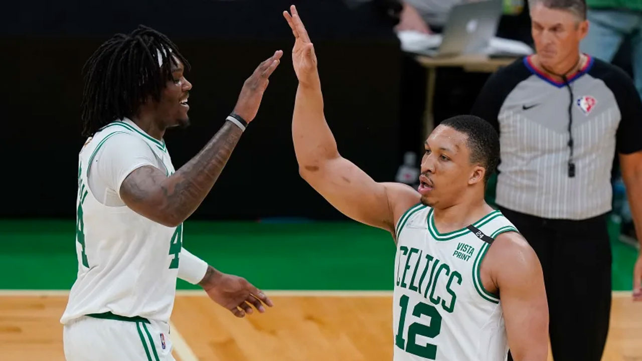 Süper yıldızlar Golden State Warriors'a yetmedi Boston Celtics seride öne geçti