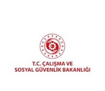 Tarlayı bırakıp okula başladılar! Bir yılda 8 bin çocuk tarla yerine okula gitti