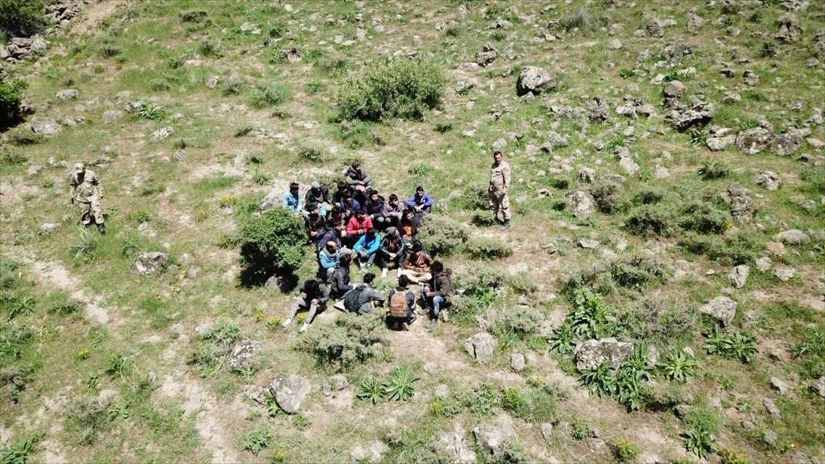 İran sınırında güvenlik üst düzeyde! Yıllık bilanço açıklandı