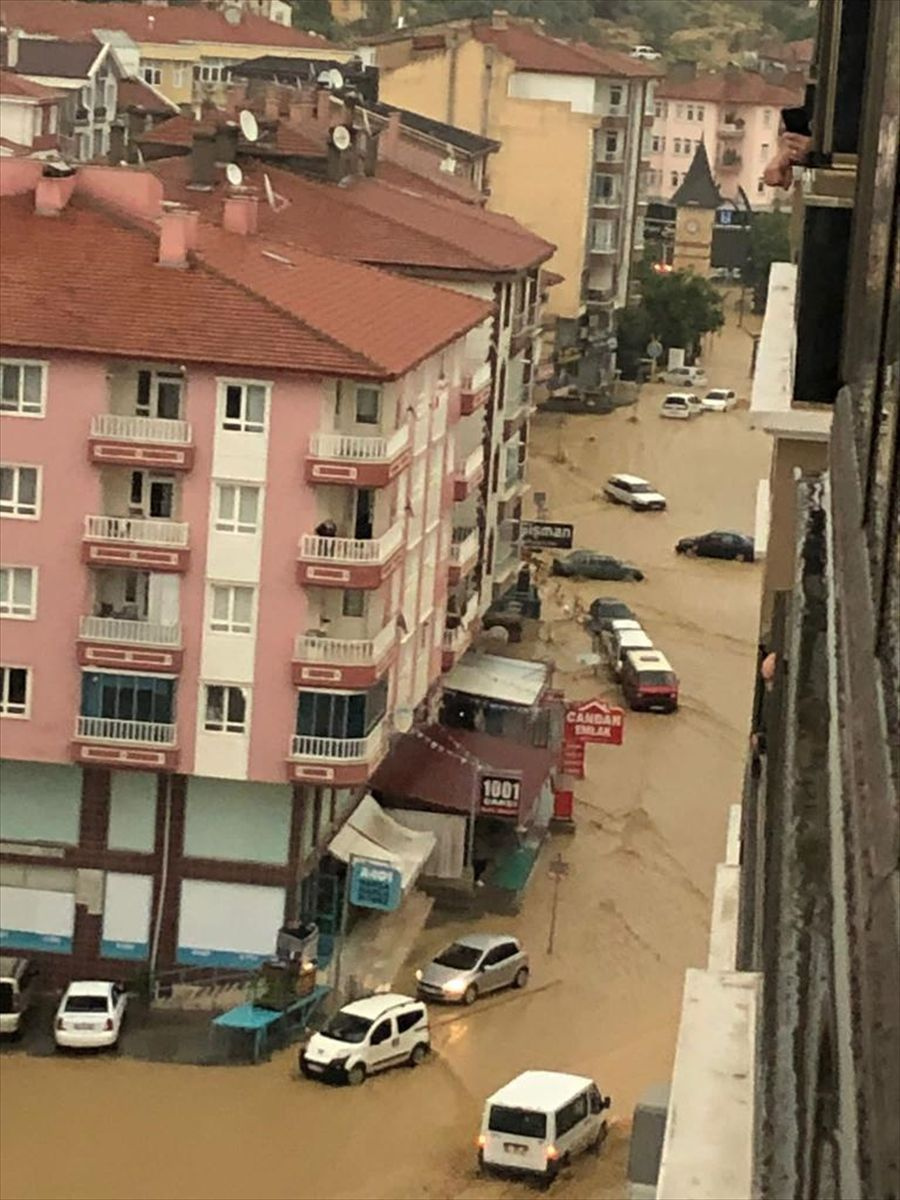 Ankara'da selin faturası artıyor, 3 kişi öldü 1 kişi kayıp! Meteoroloji uyardı: Daha beteri geliyor