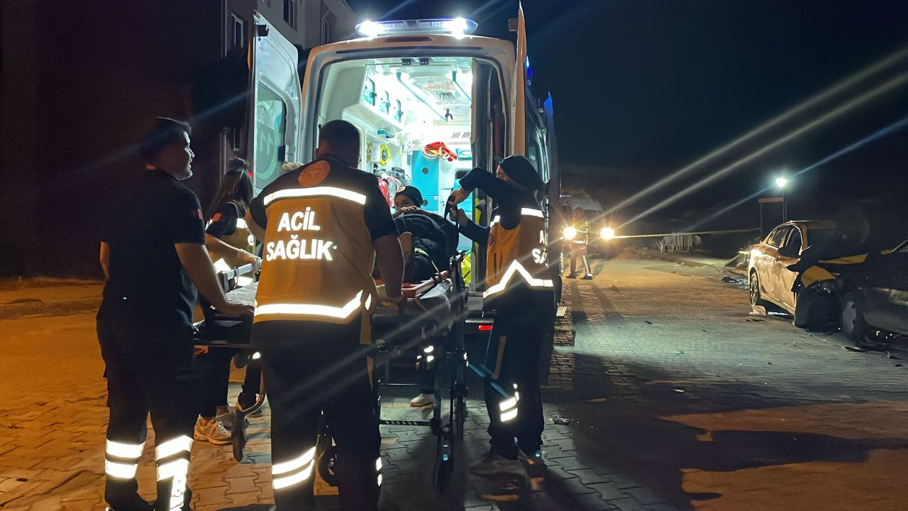 Düğüne geldi tartışınca aracını düğündekilerin üzerine sürdü: 20 yaralı