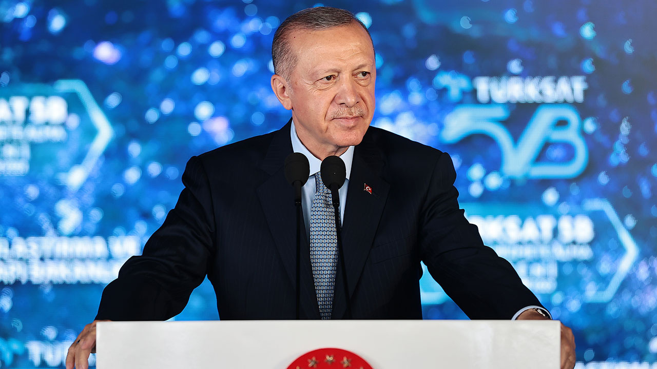 Cumhurbaşkanı Erdoğan'dan flaş açıklamalar! Uzay denince aklına film gelenlere kötü haberim var