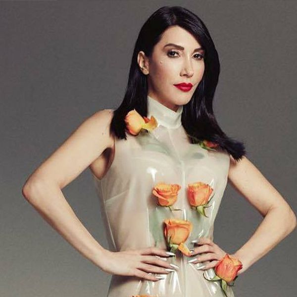 Yasağı delen Hande Yener'i seyirci dakikalarca alkışladı