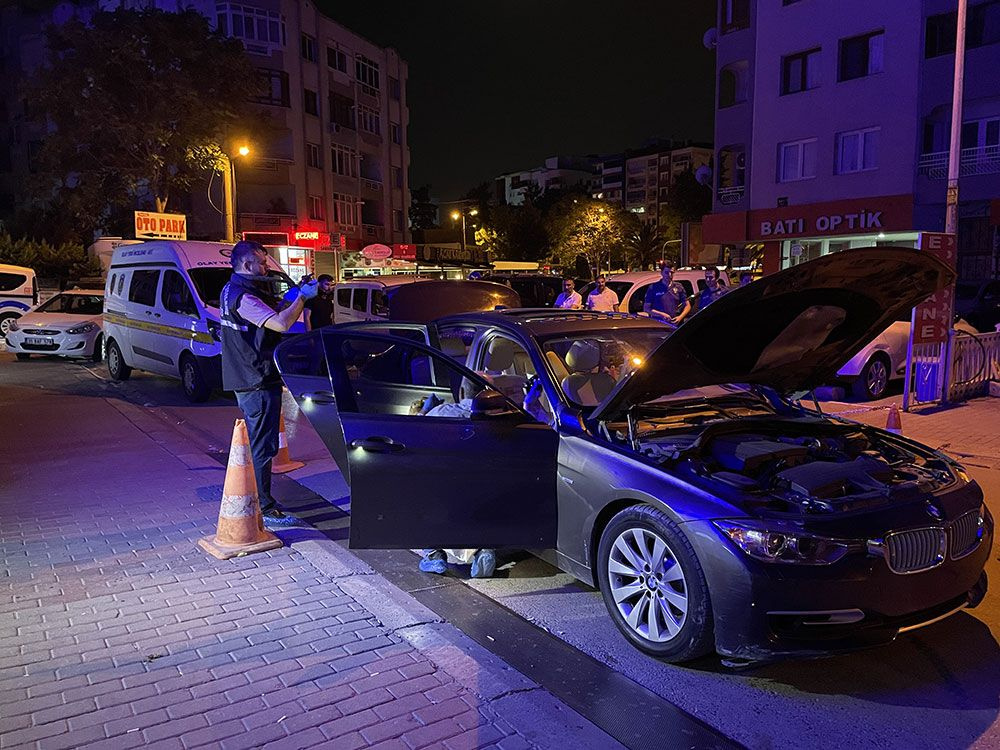 İzmir'de polise silahlı saldırı! Çıkan çatışmada biri polis iki kişi yaralandı