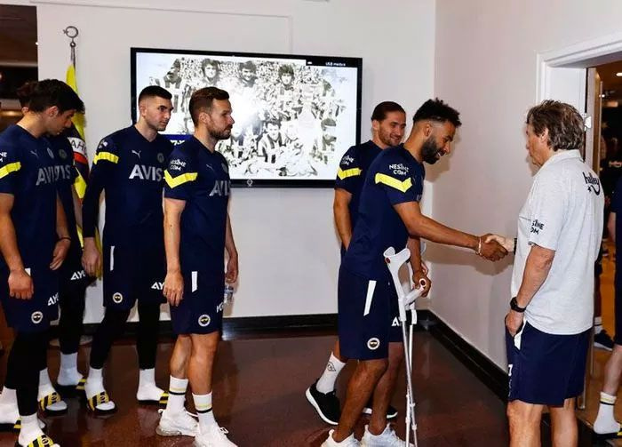 Fenerbahçe'de Jorge Jesus'un biletini kestiği 9 futbolcu belli sürpriz isimler listede