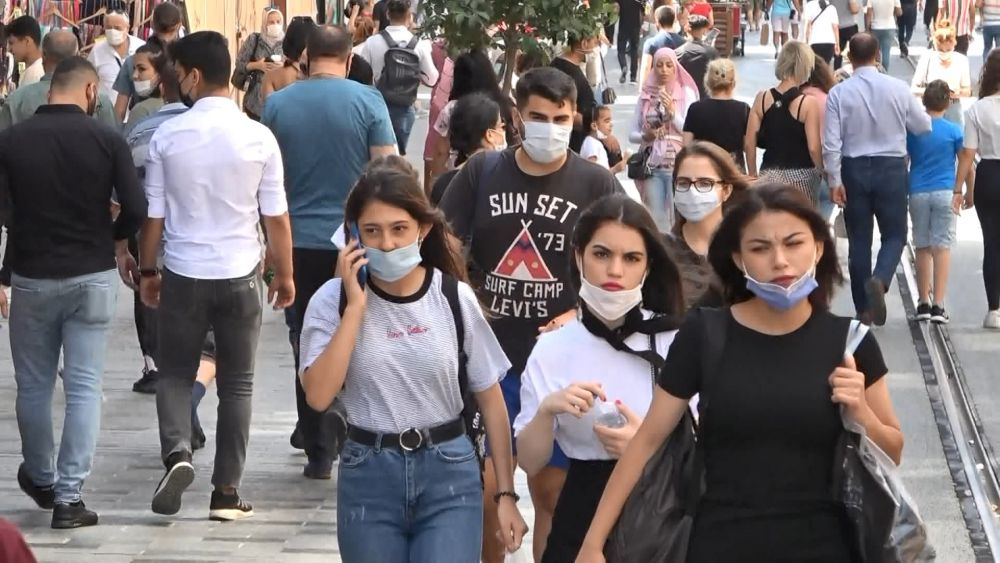 Korona kabusu geri dönüyor! Ekim'de maske yasağı yeniden başlıyor