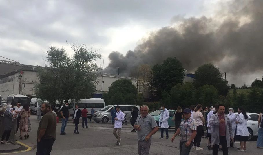 Kocaeli'ndeki ilaç fabrikasında korkutan patlama!