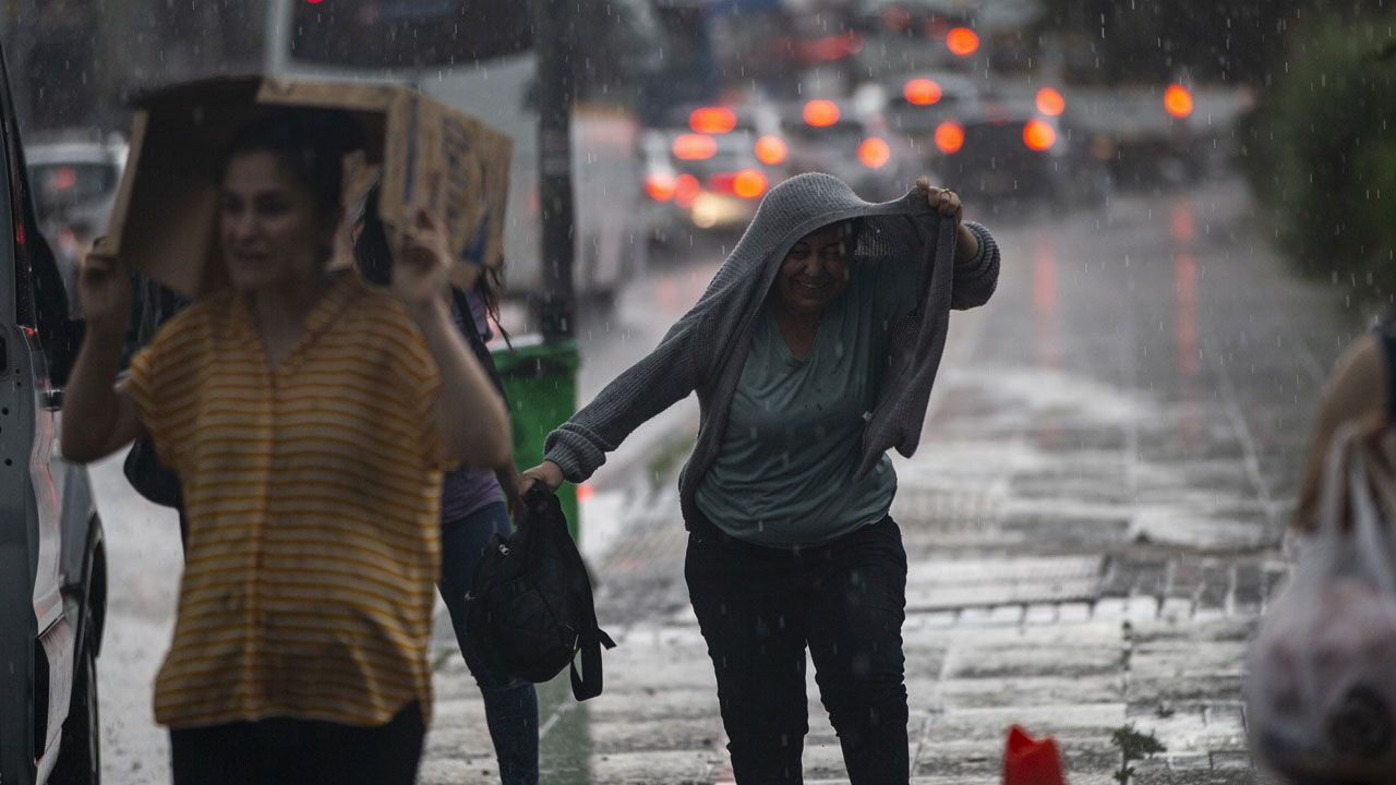 Bugün gece kötü yarın çok fena yağmur var! Meteoroloji listeleri İstanbul, Ankara, Bursa, Kocaeli