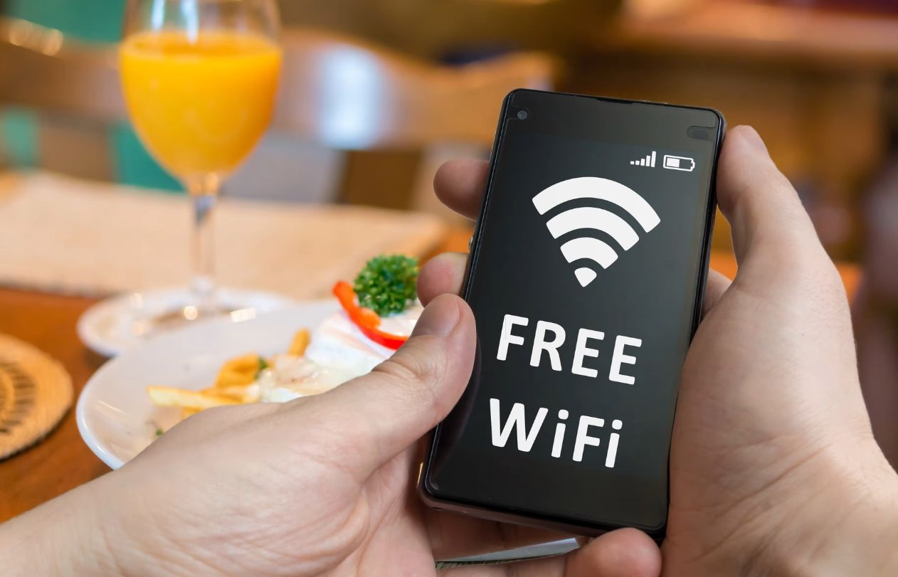 Ücretsiz Wi-Fi'ye bağlanırken dikkat tüm bilgileriniz çalınabilir