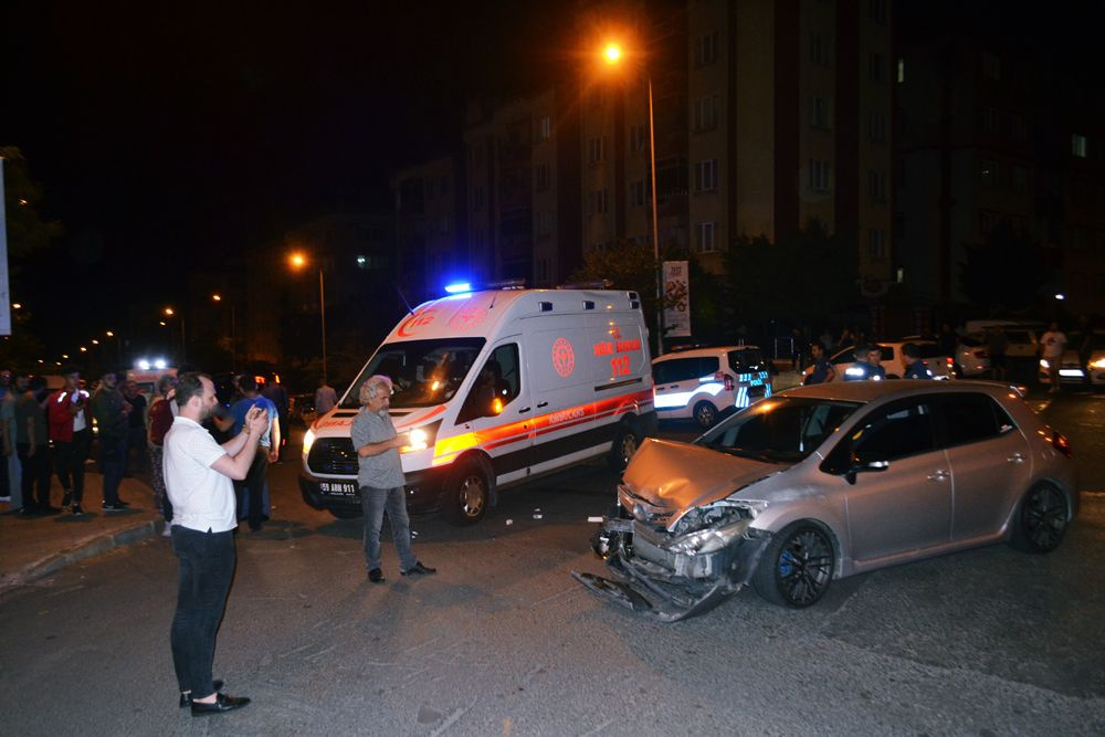 Meral Akşener'in programından dönüyorlardı! Feci kaza