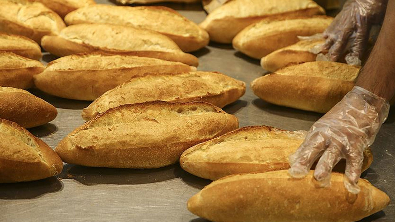 Ekmeğe zam tartışması! Türkiye Fırıncılar Federasyonu son noktayı koydu 3 ilçede ekmek 5 liradan satılıyor