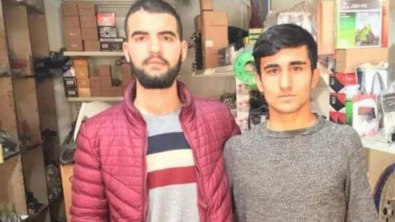 Mersin'de bir 'delikanlı' yan baktın kavgasında 2 genci öldürdü