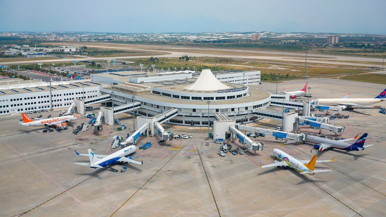 Antalya Havalimanı rekor kırdı: Bu şu ana kadarki en yüksek sayı