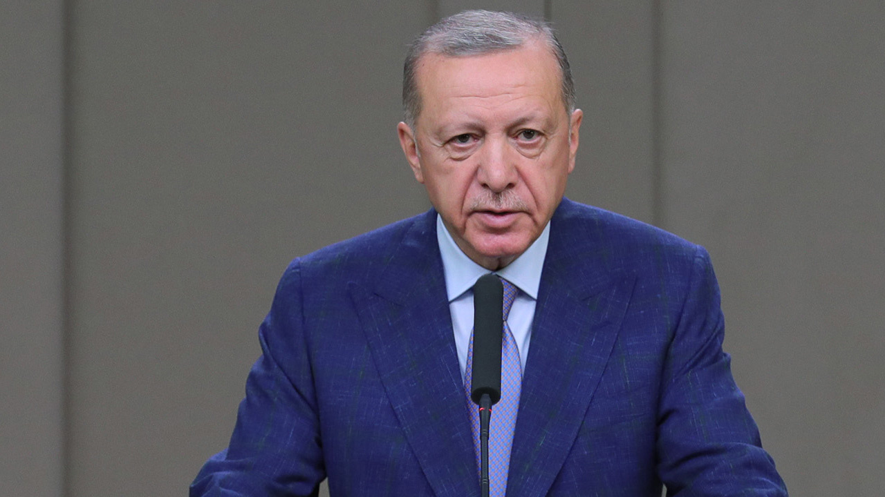 Cumhurbaşkanı Erdoğan'dan Kılıçdaroğlu'na başörtüsü çağrısı