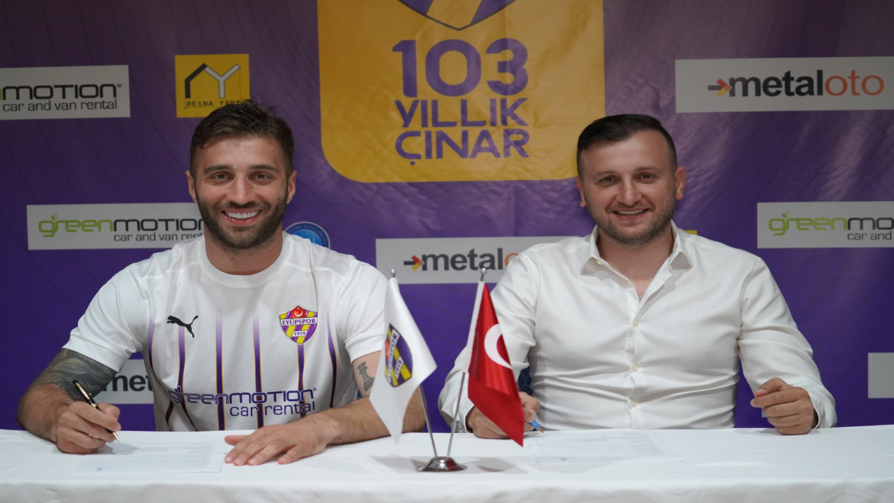 Galatasaray'da flaş ayrılık! Alpaslan Öztürk Eyüpspor'a transfer oldu